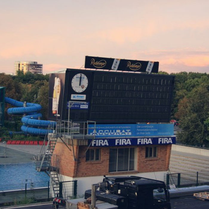 fakten-geschichte-anzeigetafel-stadion-dresden