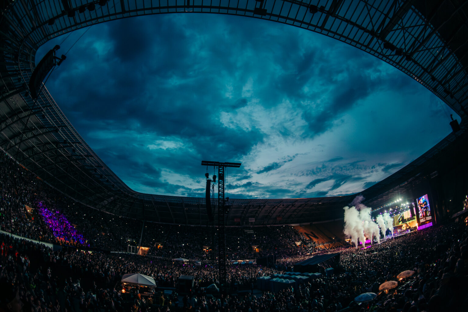 Erstaunlich Schnieder Am Stadion Ebenbild